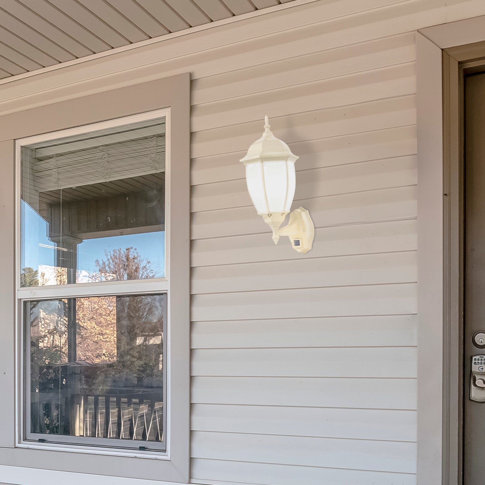 Brilliant Beige Cambridge Traditional Coach Light with Sensor